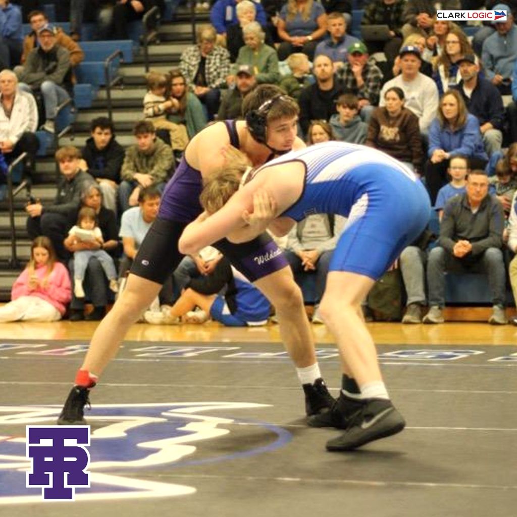 Three Rivers wrestlers have 2-0 night at Plainwell Quad